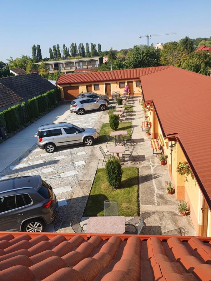 Ferienwohnung Privat u Jozefa Földesa Veľký Meder Exterior foto