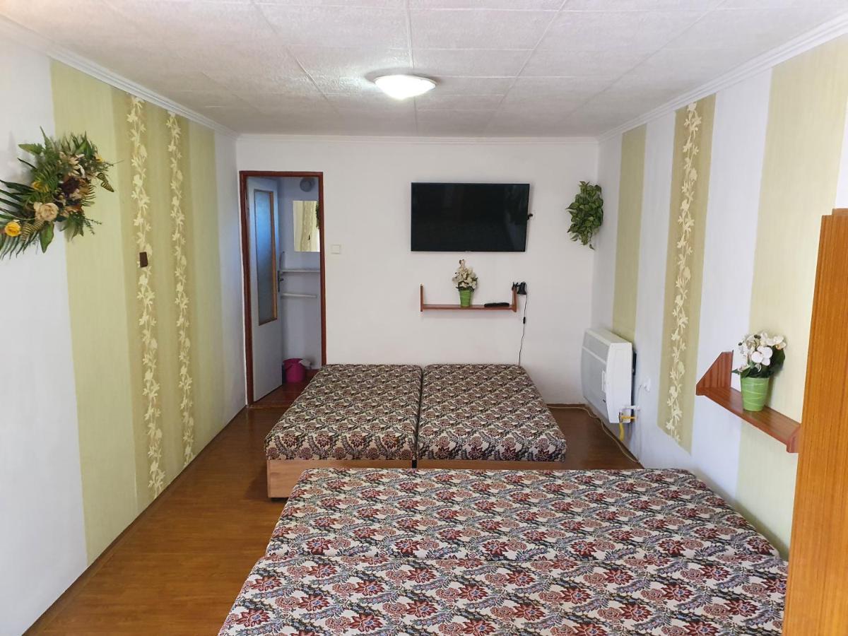 Ferienwohnung Privat u Jozefa Földesa Veľký Meder Exterior foto